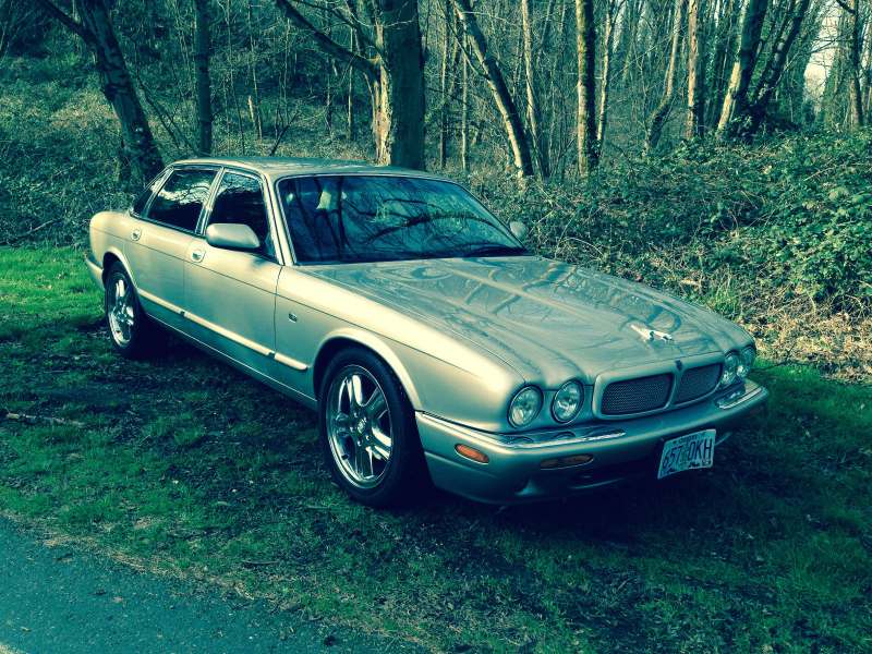 Illustration for article titled Here Are Ten Of The Fastest Cars On eBay For Less Than $5,000
